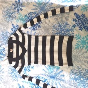 Mossimo Large V neck sweater